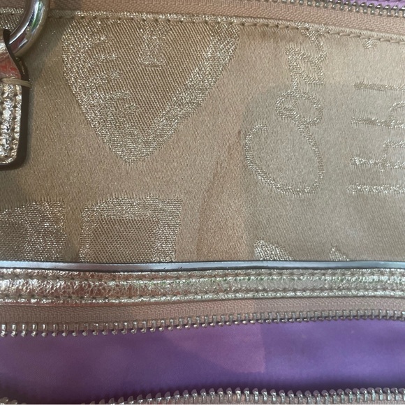 Gold coach poppy tote - Picture 8 of 8